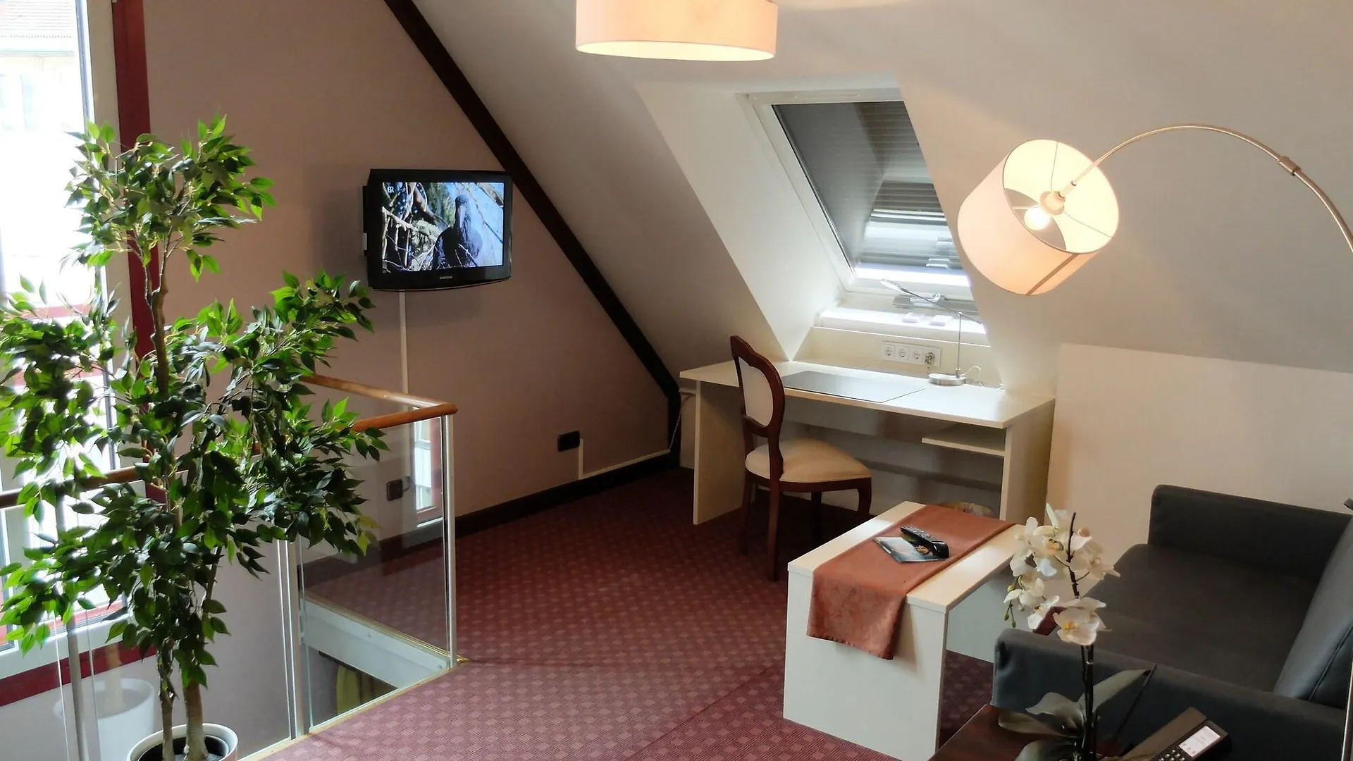 Hotel Exquisit Munich 4*,