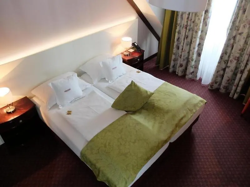 Hotel Exquisit Munich