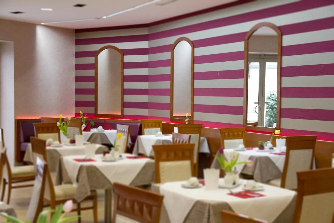 Hotel Exquisit Munich