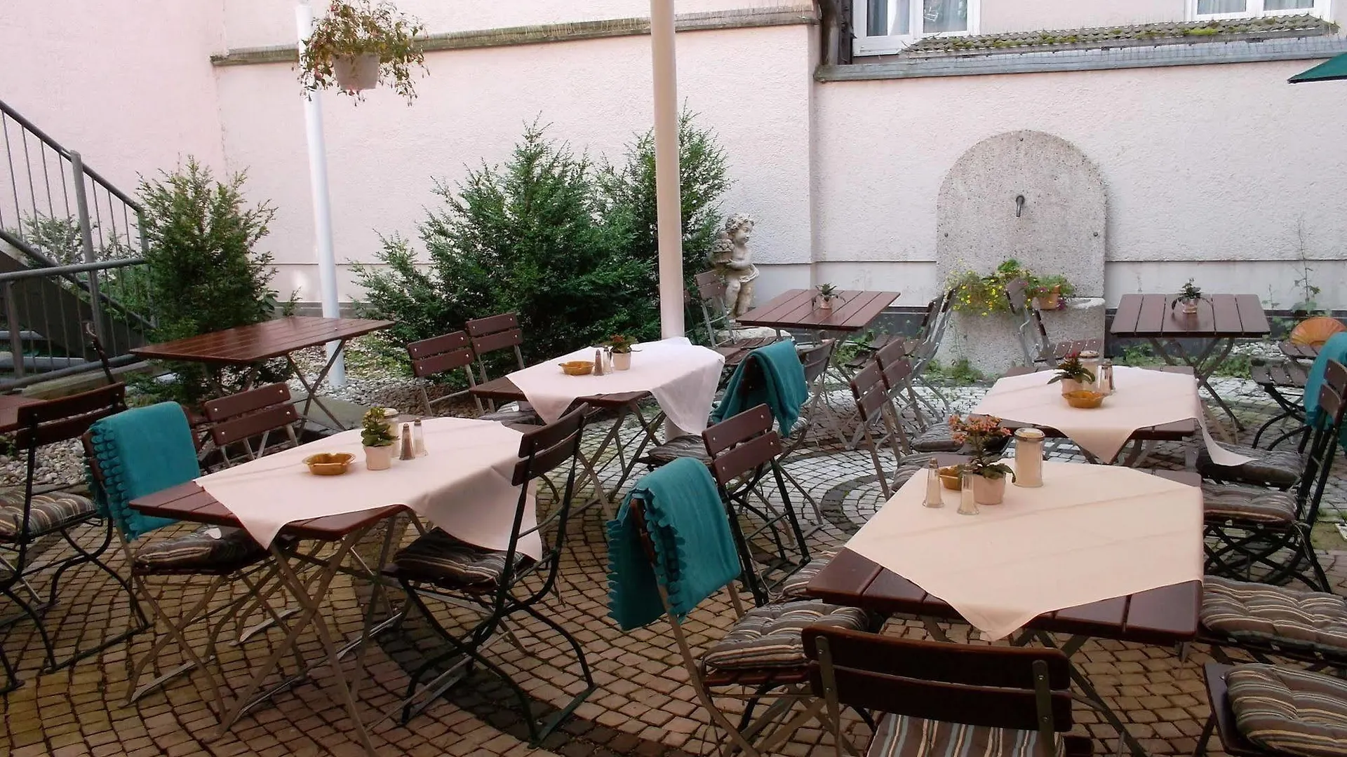 Hotel Exquisit Munich